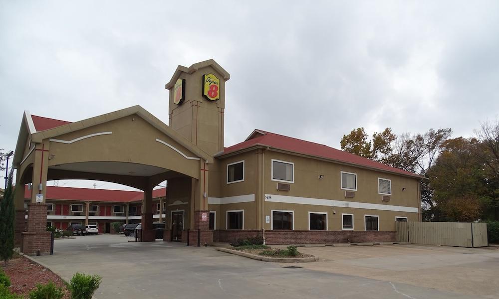 Super 8 By Wyndham Houston/Brookhollow Nw Bagian luar foto